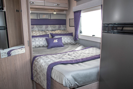 Broadway fb fixed rear double bed