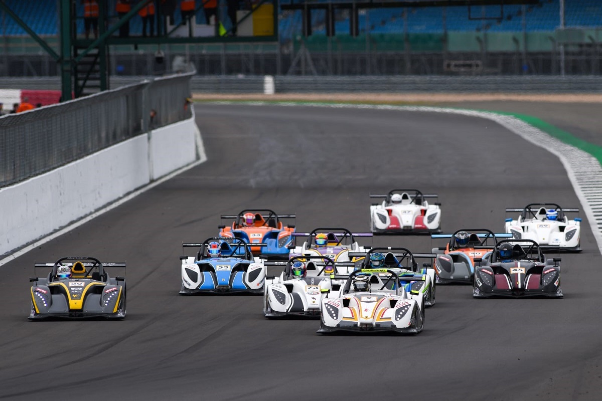 TITLE DECIDERS AT DONINGTON FINALE
